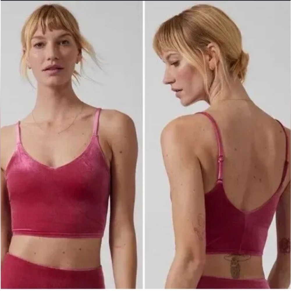 Athleta Elation V-Neck Velvet Crop